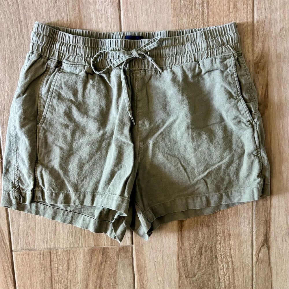 Gap Women's Olive Green Pull-On Shorts Size S Summer Casual
